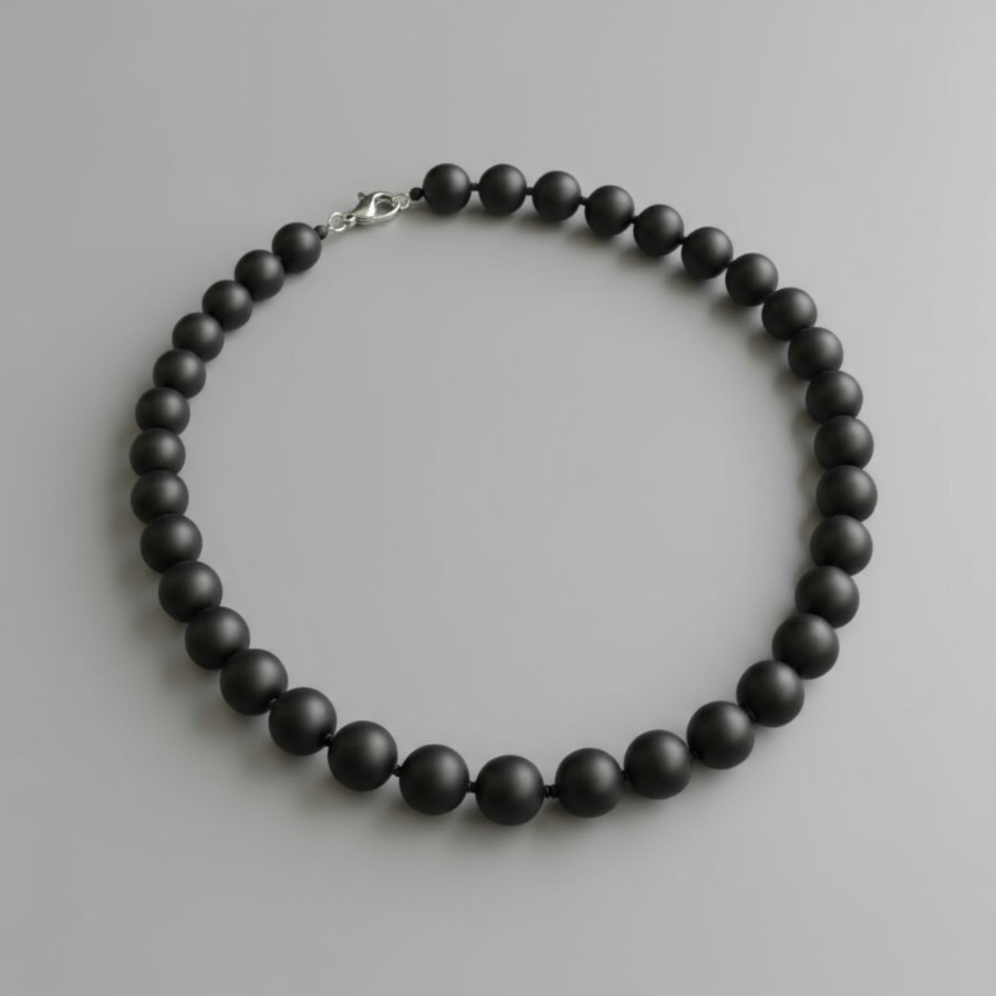 307 | Juodi karoliai BOSSA